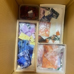 ステンドグラス材料　3月20日まで掲載の画像