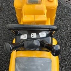 子供用　クレーン車　の画像