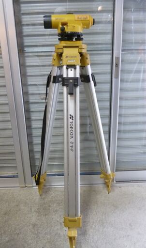 TOPCON トプコン AT-G3 AUTO LEVEL オートレベル 測量機 測量機器/中古品・未校正品/ジャンク品・現状渡し/三脚付き