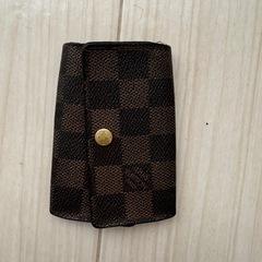 ルイヴィトン6連キーケース