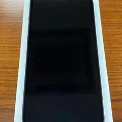 超綺麗な　iPhone13 ‼️ SIMフリー❗️ライトニングケ...