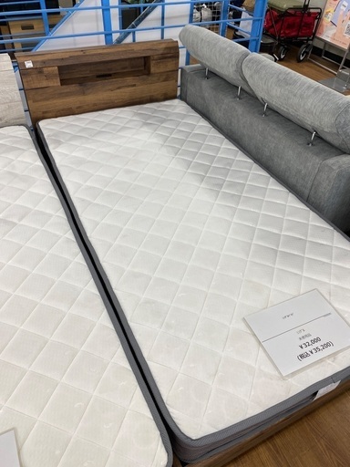 シングルベッド　未使用品