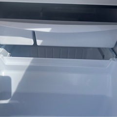 SHARP 2ドア 冷蔵庫 2018年の画像