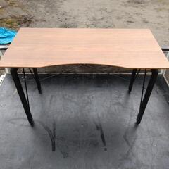 お話中　オフィスデスク・パソコンデスク