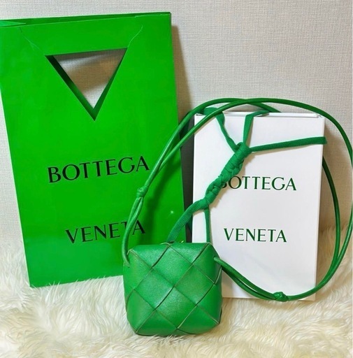 Bottega Veneta ボッテガ・ヴェネタ　ショルダーバック　グリーン