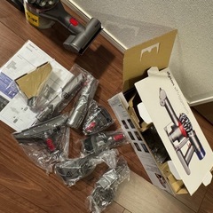 ハンディクリーナー Dyson V7 Triggerpro アイアン/ニッケル HH11MHPRO サイクロン式 コードレス ダイソンの画像