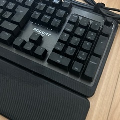 ゲーミングキーボード roccat pyro roc-12-627の画像