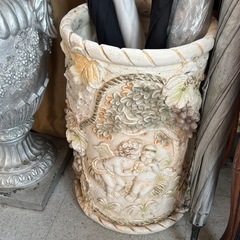 装飾傘立て／店舗改装・新築建替えに伴い、装飾品・備品・家具 譲渡 