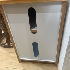 収納棚の画像