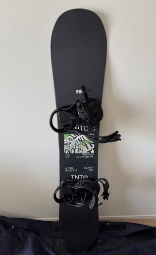 スノーボード　FNTC TNT R 21-22モデル