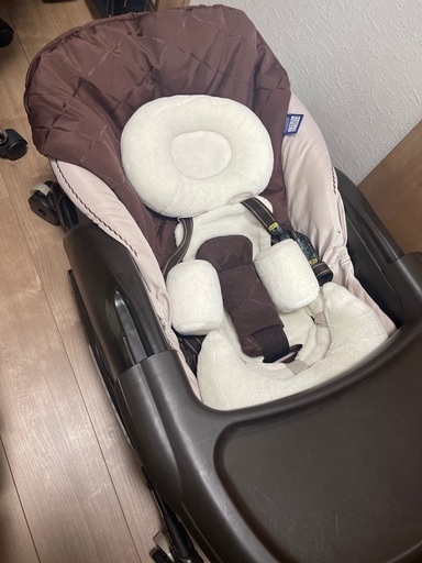 Combi AUTO SWING BEDi Plus ネムリラ　電動　ハイローチェア コンビ　オートスイング　ベジ　プラス　airweave