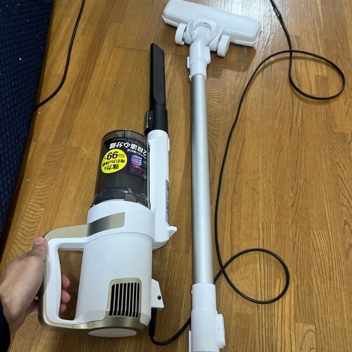 掃除機（三月末受け取り可能）