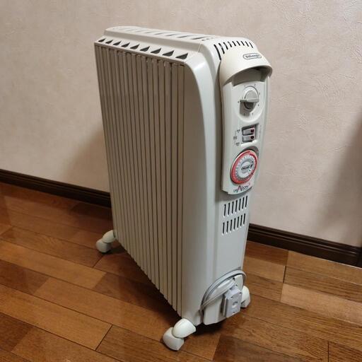 美品　デロンギ　オイルヒーター　D091549EFS　DeLonghi　ドラゴン3　純正布カバー付き　1500W