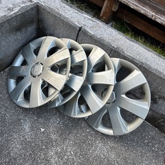 廃車セール！！！ ダイハツ ホイールカバー 13インチ