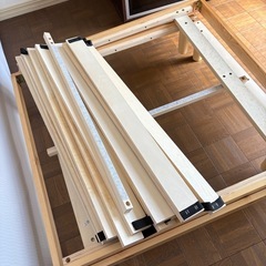 シングルベッドのフレームの画像