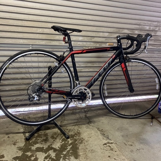 FELT F85 ロードバイク　乗り出し可能