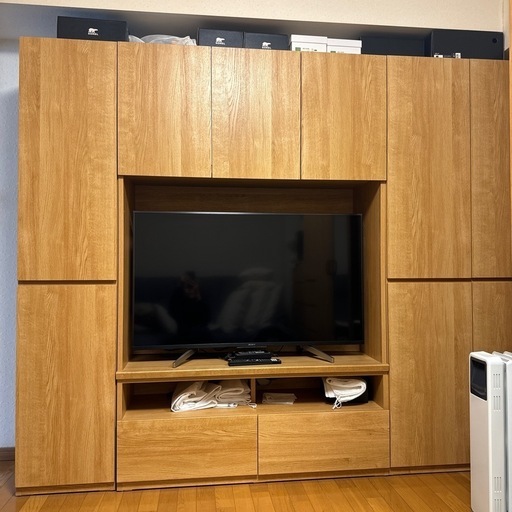 テレビボード、キャビネット（収納家具）