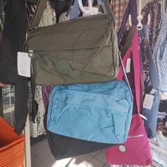ゲラルディーニ入荷致しました。キプリング風バックなど - 地元のお店