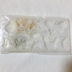 【新品】ペンダントシルエットシリコン型 レジン型 UVレジン用 蝶 DIY シリコンの画像