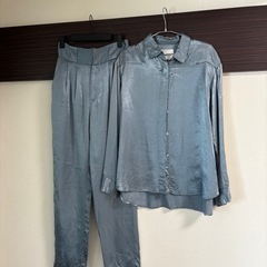 moussy マウジー セットアップ サテン ブルー シャツ テロテロの画像