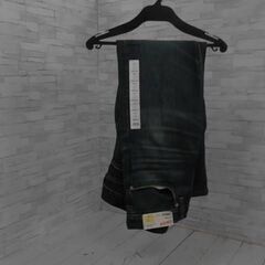 ユニクロ　32　ウエスト82cm　A10187