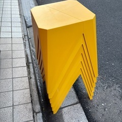 NOCE カラースツール　イエロー　6脚セット　差し上げます。の画像