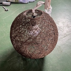 照明　電球付き