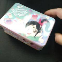 【断捨離中‼️】ディズニー　ペネロペ　Penelope　缶　缶　小缶の画像