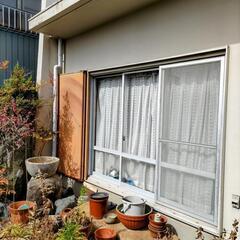 愛知県常滑市多屋　★仲介物件★　【【再投稿】】　高台（標高30㍍）…鉄筋2階建て構造…付帯設備3階建て倉庫【★事務室も有り（4帖程）】　■ ¥19,800,000【売価は考慮致します…希望者と応相談可】　★仲介物件　★駐車場有り…2台（縦列駐車場）✿更地を希望の方は別途金額提示します。 - 常滑市