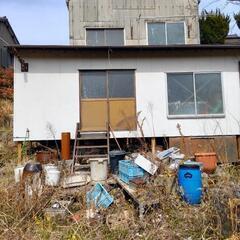 愛知県常滑市多屋　★仲介物件★　【【再投稿】】　高台（標高30㍍）…鉄筋2階建て構造…付帯設備3階建て倉庫【★事務室も有り（4帖程）】　■ ¥19,800,000【売価は考慮致します…希望者と応相談可】　★仲介物件　★駐車場有り…2台（縦列駐車場）✿更地を希望の方は別途金額提示します。 - 不動産