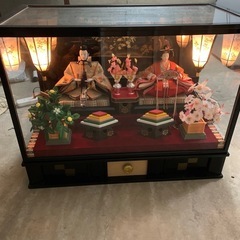 ひな人形