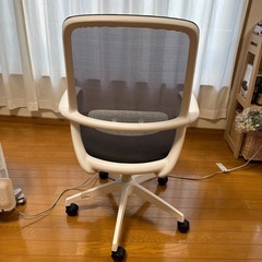 デスクチェアの画像