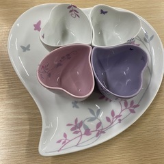 【7C19④】CUARE ハート型食器セット