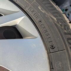 ブリジストンタイヤの画像