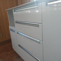 新品未使用　キャビネット　キッチンカウンターの画像