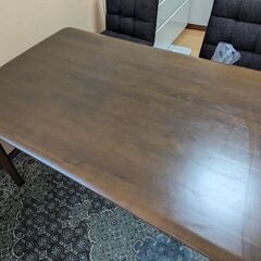 【無料】ニトリ　天然木　ダイニングテーブル