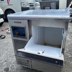 製氷機2016年式 業務用　ホシザキ　フレークアイスメーカーFM-120Kの画像
