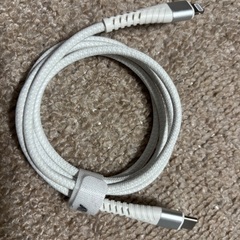USB-C to Lightning　ケーブル