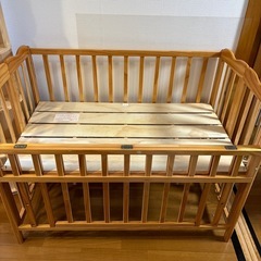 ベビーベッド