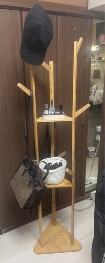 おしゃれな荷物かけ