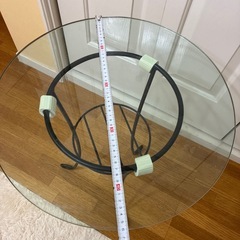 花台ガラステーブルの画像
