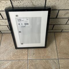 絵(壁掛け)５枚、額縁１０枚をまとめてお譲り致しますの画像