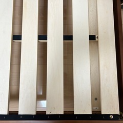 セミダブルベットフレームの画像