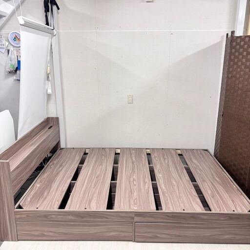 22783  引き出し　コンセントつきダブルベッドフレーム コスパクリエーション   ◆大阪市内・東大阪市他 6,000円以上ご購入で無料配達いたします！◆ ※高槻・枚方方面◆西宮・尼崎方面◆生駒方面　それぞれ条件付き無料配送あり！