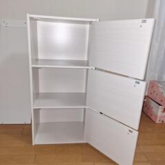[譲先決定]扉付きカラーボックスの画像