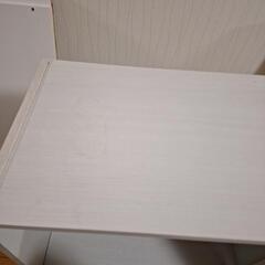 [譲先決定]扉付きカラーボックスの画像