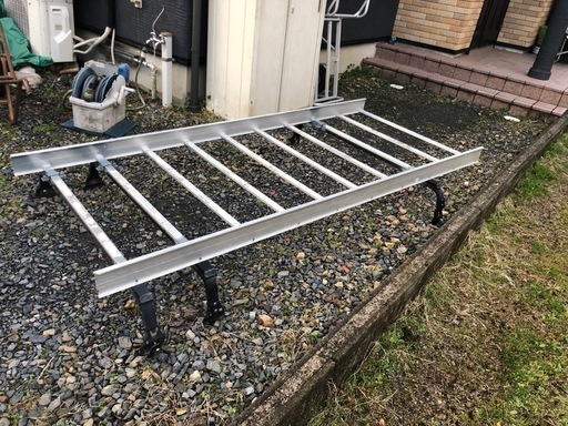 ルーフキャリア