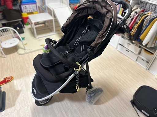 Aprica　三輪ベビーカー