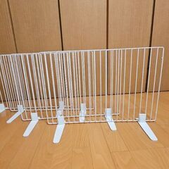  4x フェンス 小 / 約60x40cm / 犬 / きれい サークル / ペット / 白 /1フェンス1200円の画像