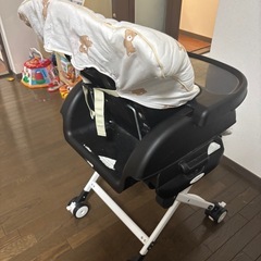 カトージ スイングハイローラック ピッコロ グレーボーダー ブラック 0か月~ の画像
